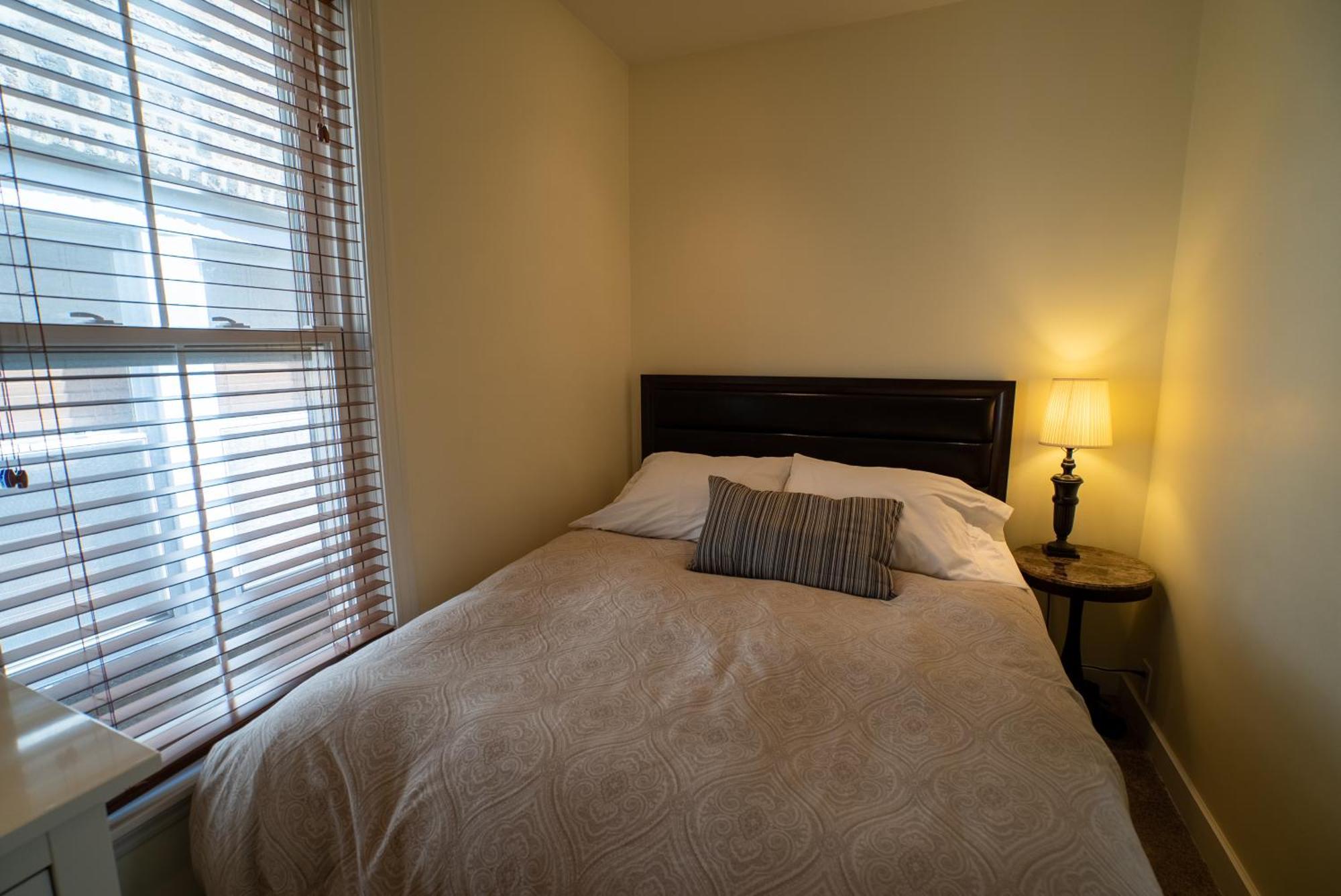 Roscoe Village Guesthouse ชิคาโก ห้อง รูปภาพ